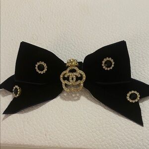 Elegant Black Hair Bow with Gold Accents